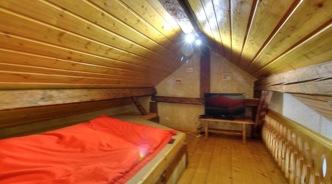 Apartament La Grange Des Plans Le Grand-Abergement Zewnętrze zdjęcie