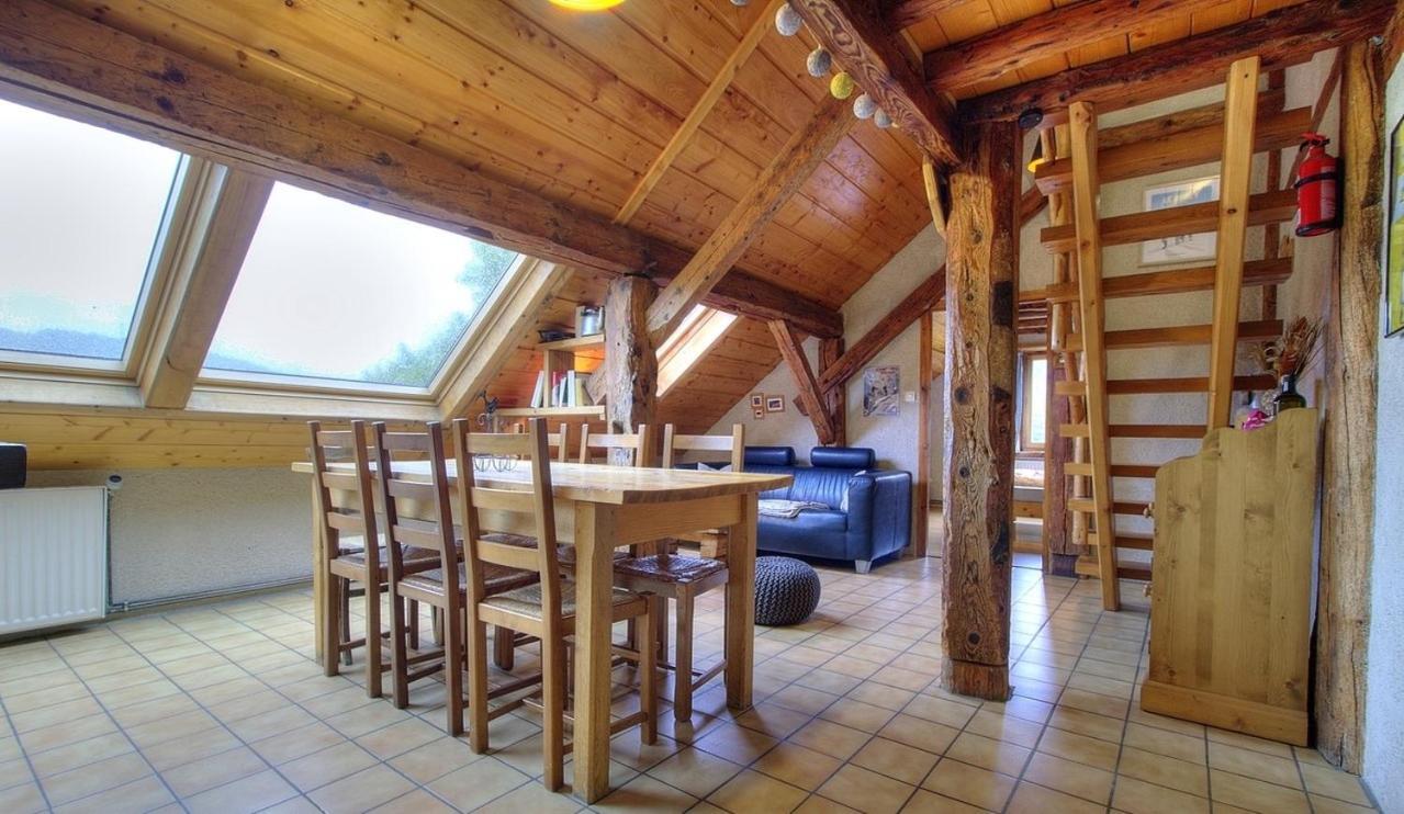 Apartament La Grange Des Plans Le Grand-Abergement Zewnętrze zdjęcie