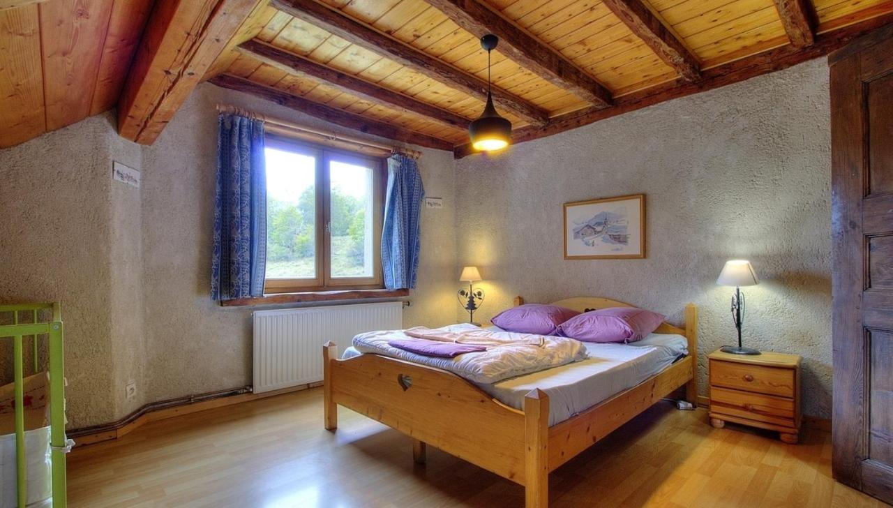 Apartament La Grange Des Plans Le Grand-Abergement Zewnętrze zdjęcie