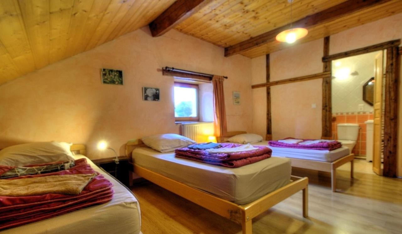 Apartament La Grange Des Plans Le Grand-Abergement Zewnętrze zdjęcie
